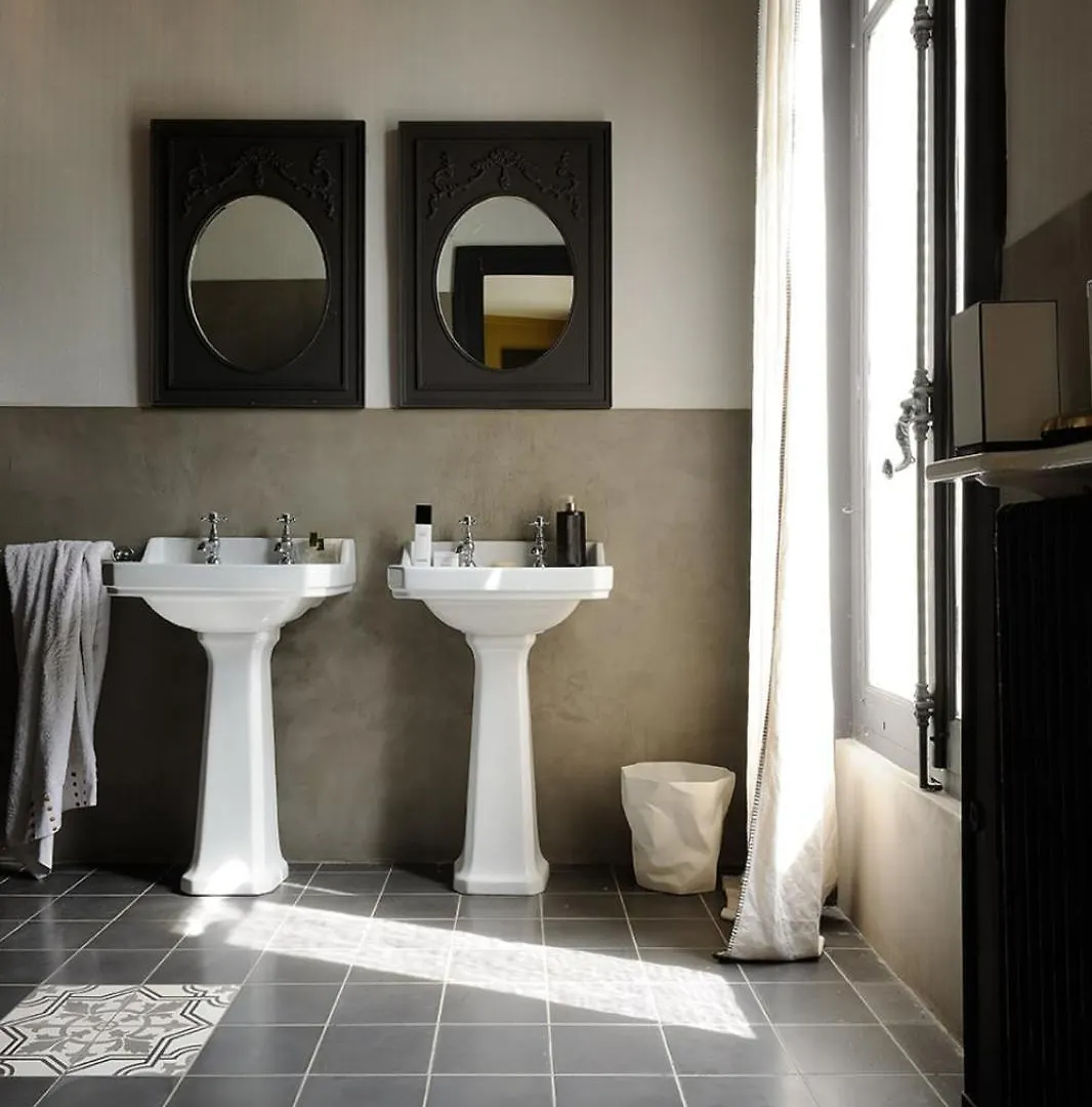 Le Manoir Amazing Hotel Particulier with garden and pool Collonges-au-Mont-dʼOr Villa